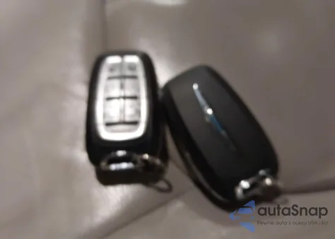 2017 Chrysler Pacifica Touring-L from USA, damaged, VIN 2C4RC1BG5HR512711